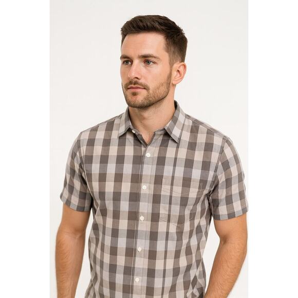 Men's Regular Fit Short Sleeve Gray Casual Poplin Shirt Size Medium - NWT - Picture 1 of 8